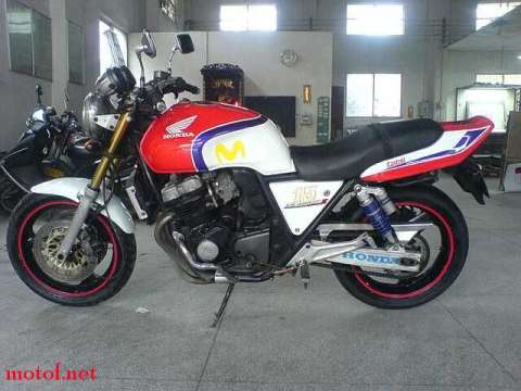 CB400