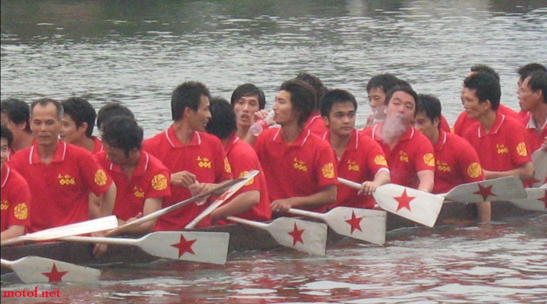 饮点水~大家休息一下准备比赛！