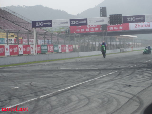 DSC02975.JPG