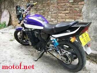 XJR400
