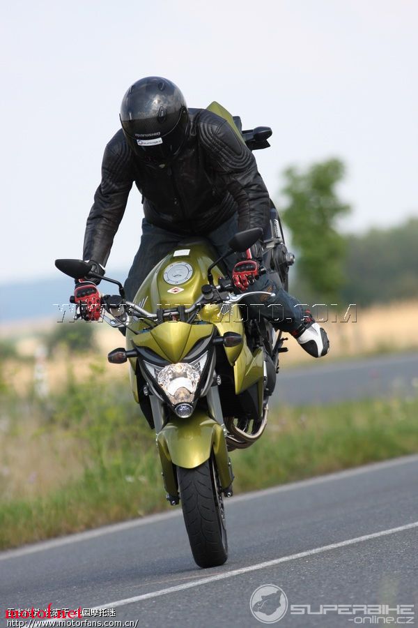 20090618_c7c2ed5c5d8617b3604bntSdPPg1lW5v[1].jpg