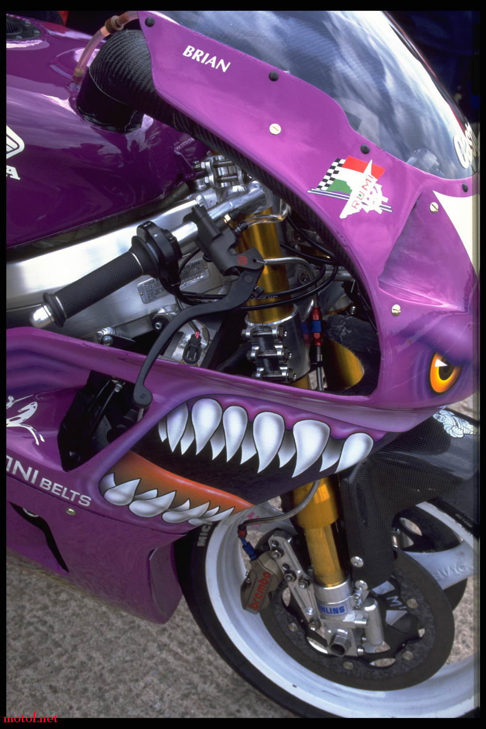 RVF400.jpg