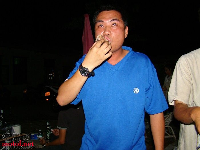 090627030296f63a0ac4d25998.jpg