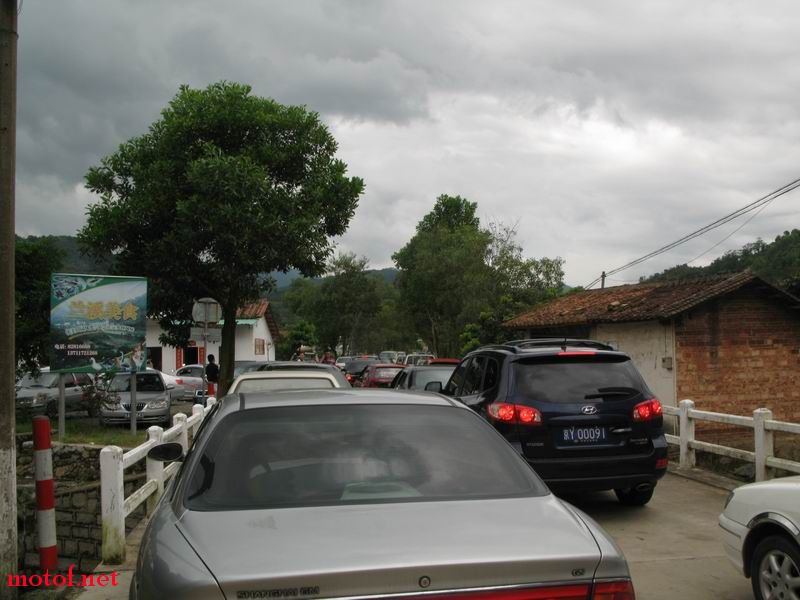 B 04.JPG