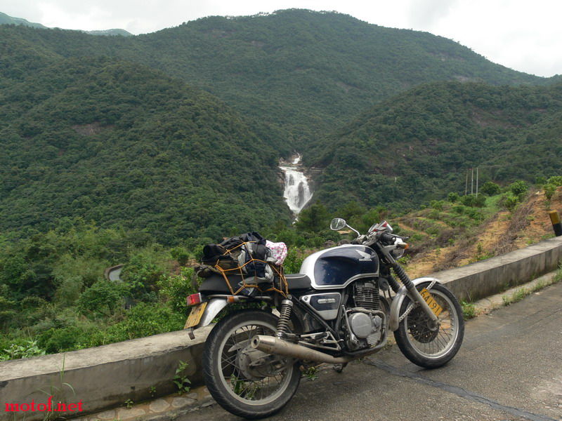P1110997x.jpg