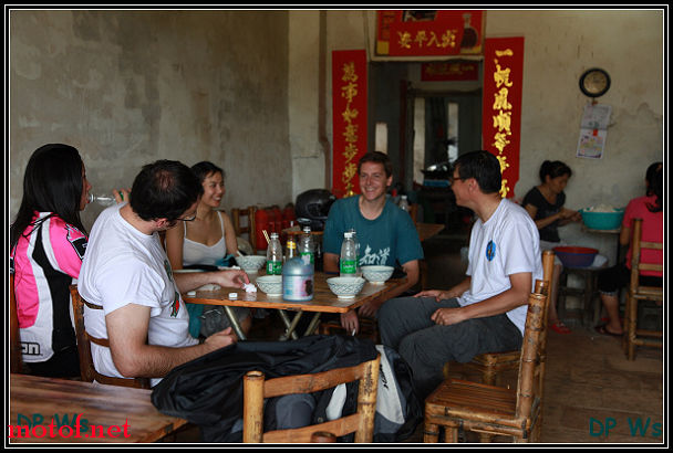 都说国际友人的身材不是盖的