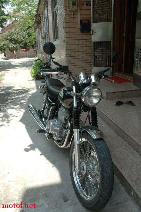本田CB400SS