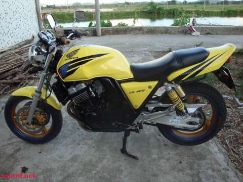 CB400