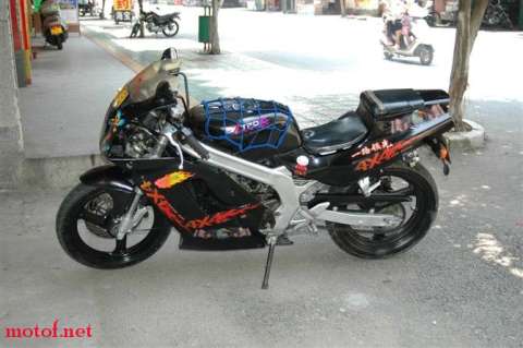 RG125