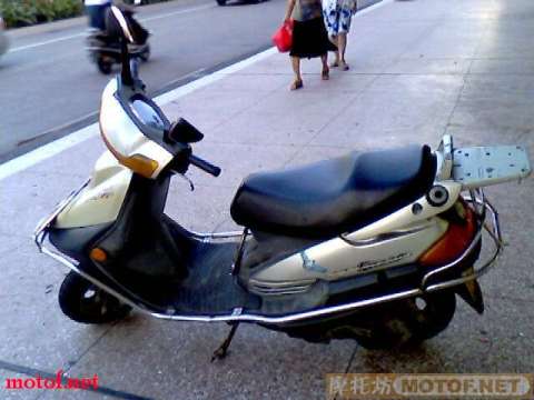YAMAHA凌鹰125