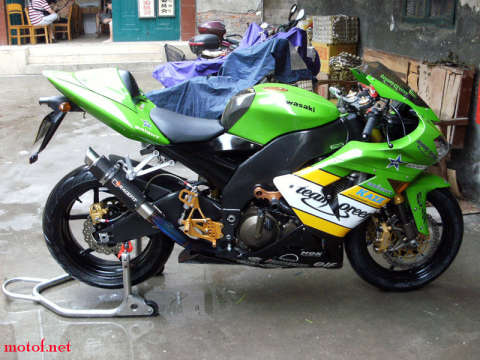 05ZX-10R