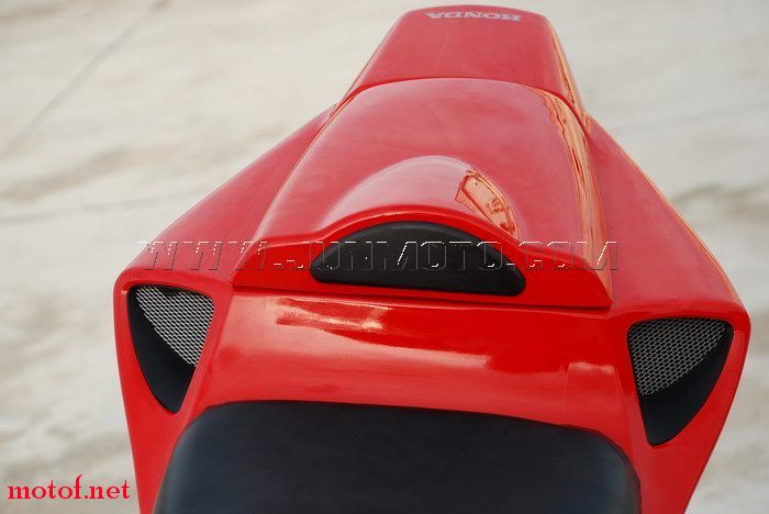 20090724_cd153040cd7d52f5d156HdaqLT8JmT0P[1].jpg