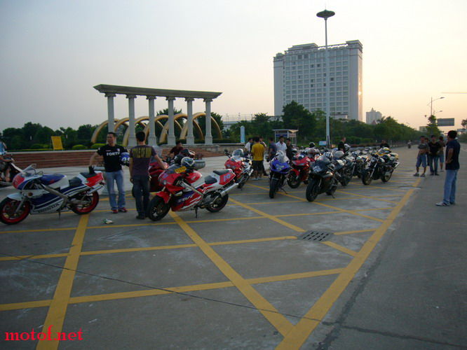 P1120575_缩小大小.JPG