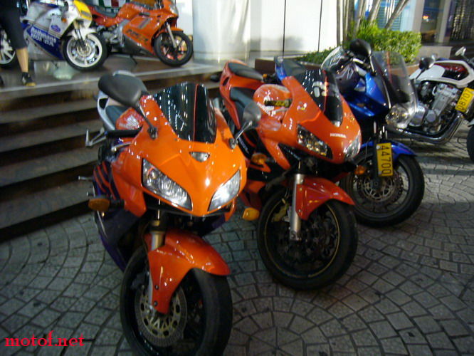P1120610_缩小大小.JPG