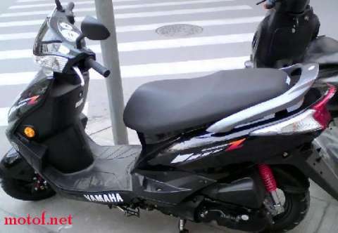雅马哈讯鹰125C