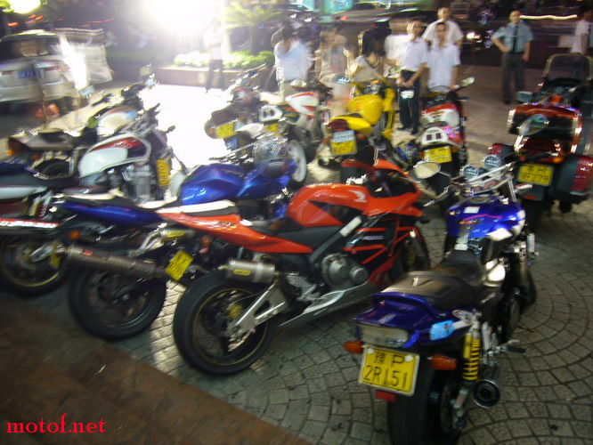 P1120647_缩小大小.JPG
