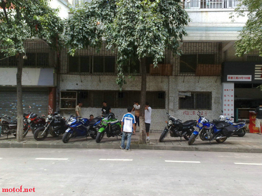 20090816773.jpg
