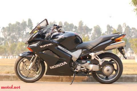 VFR800