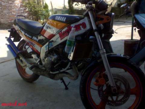 TZR125