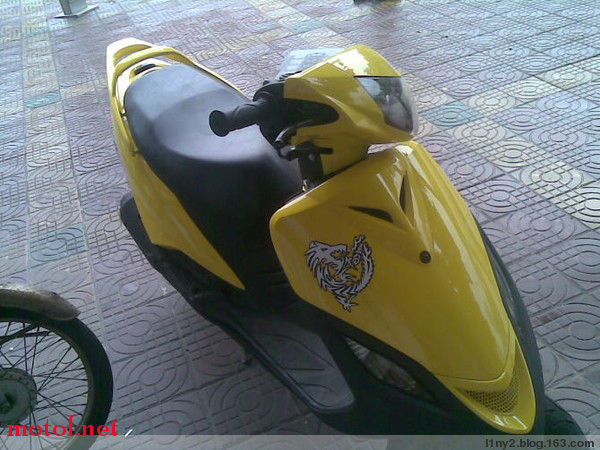 YAMAHA
