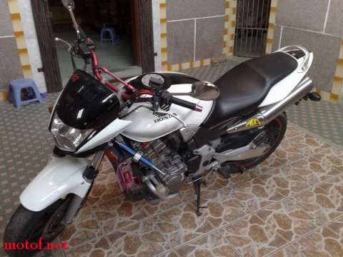 CB900