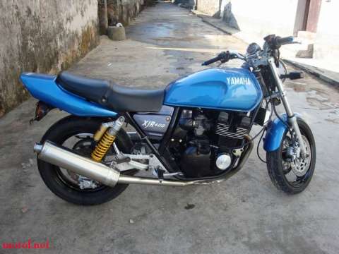 XJR400