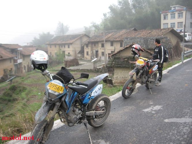 hsmoto_8_1445_5179c7be5399d67.jpg