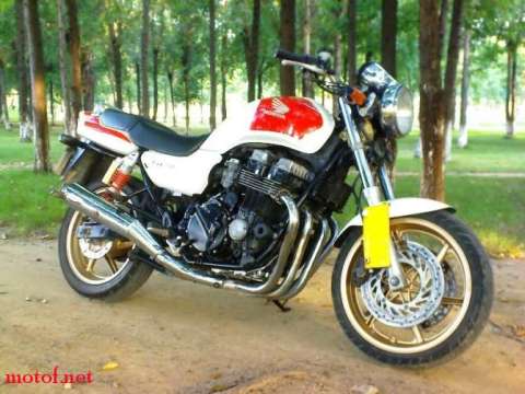 坚牌坚证HONDA CB750