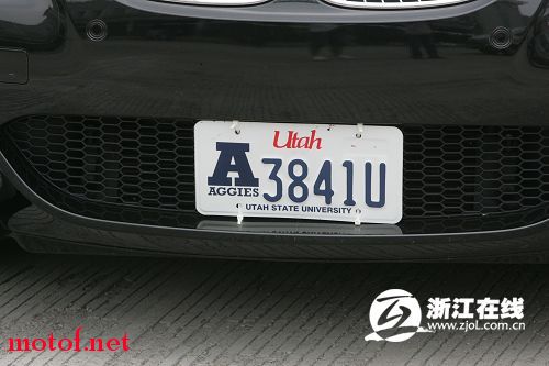2415824_488566.jpg