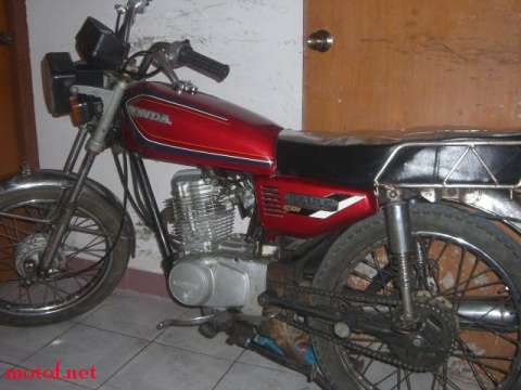 125