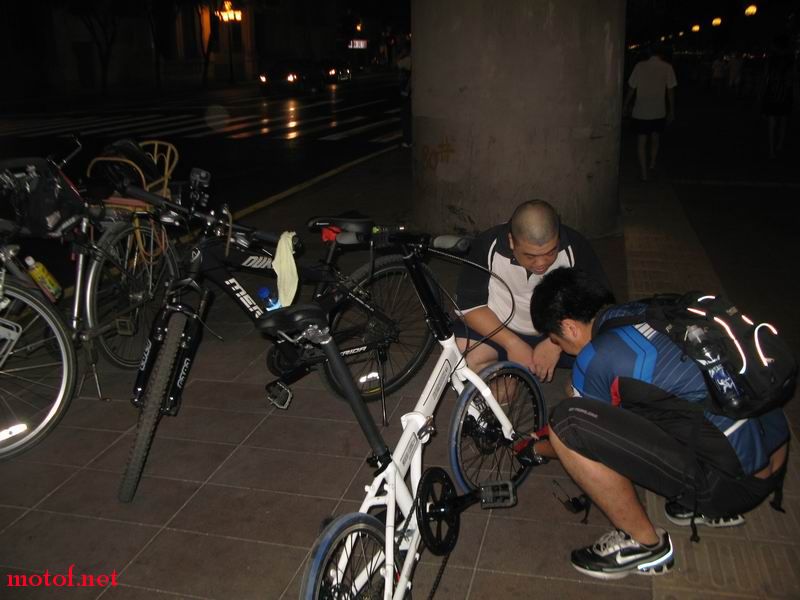 09.JPG