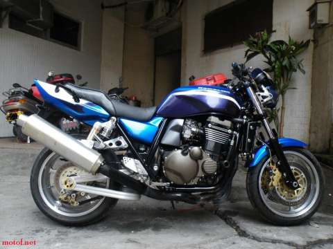 川骑ZRX1200s