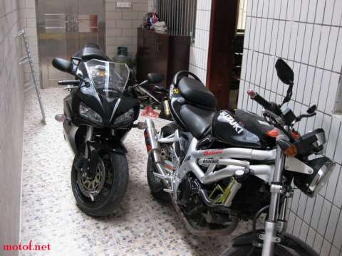 02铃木SV650