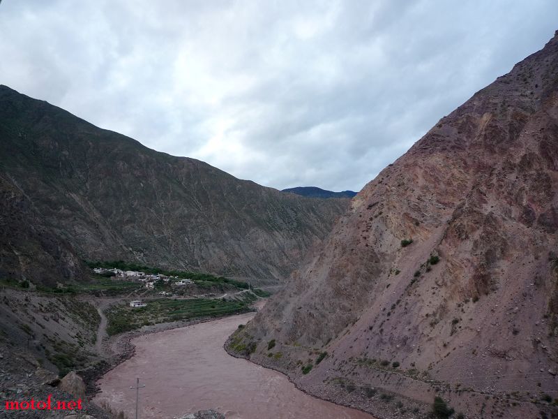 P1030260.jpg
