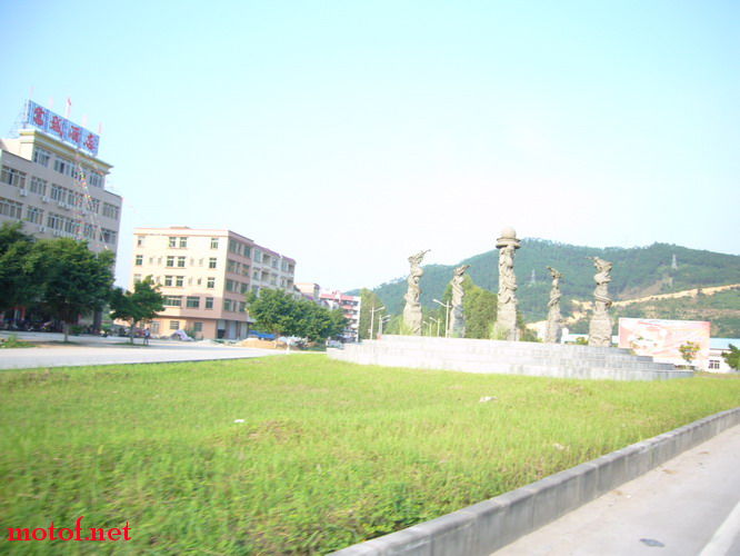 P1130879_缩小大小.JPG
