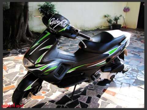 GILERA 03 VXR 200