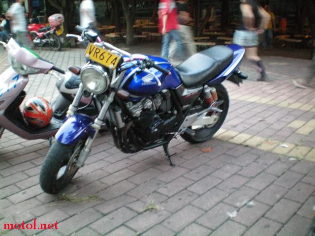 cb400  2.JPG