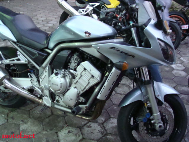 fzr.jpg
