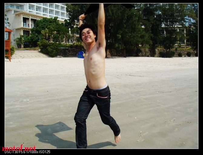 20091020_40fa53df2cc2f4b1b7ebxsmlG3R7A0Si[1].jpg