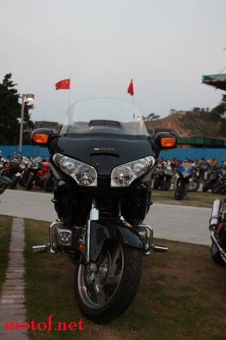 MOTOF 5 406.jpg