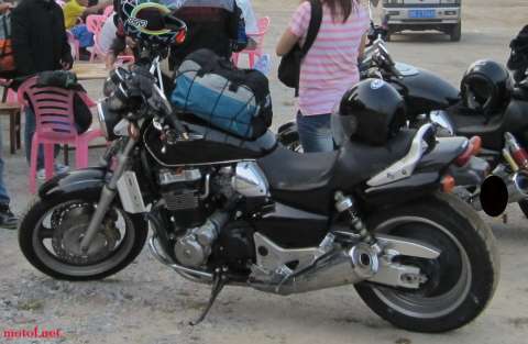 HONDA X4