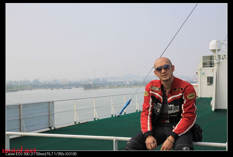 0910220221bc2ddeaec1a747d7.jpg