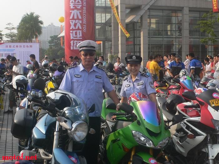 20091023_06c883ba6d4c3d94ba12QJWSONn9VpR9.jpg