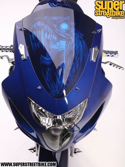 0811_sbkp_02_z 2005_suzuki_GSX-R750 buddha_paint_job.jpg