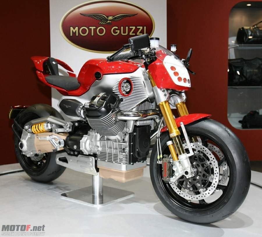 Moto Guzzi V12 LeMans Concept  3.jpg