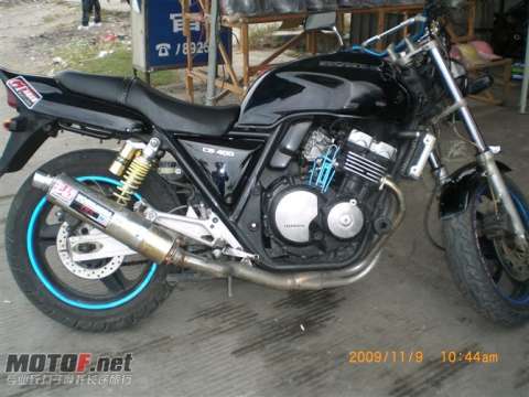 94 CB400