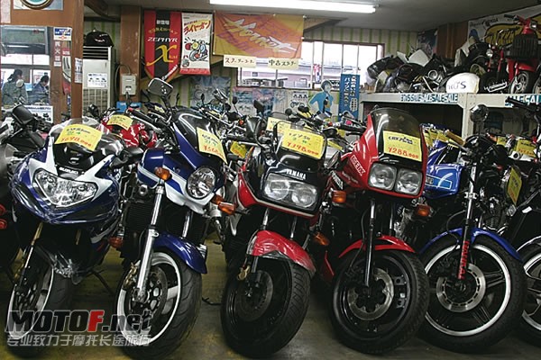 detail02_b3.jpg