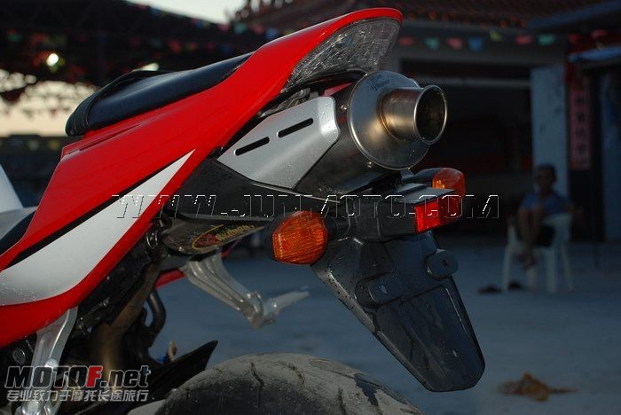 20090916_09646ac2c5c9ad4dc27335Urwto1LZwm[1].jpg