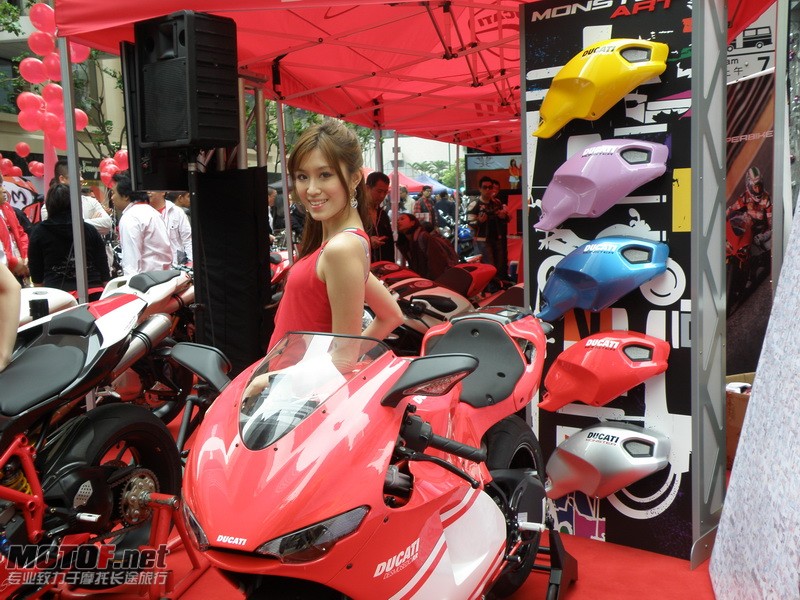 PB150070_调整大小.JPG
