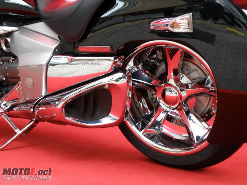 PB150168_调整大小.JPG
